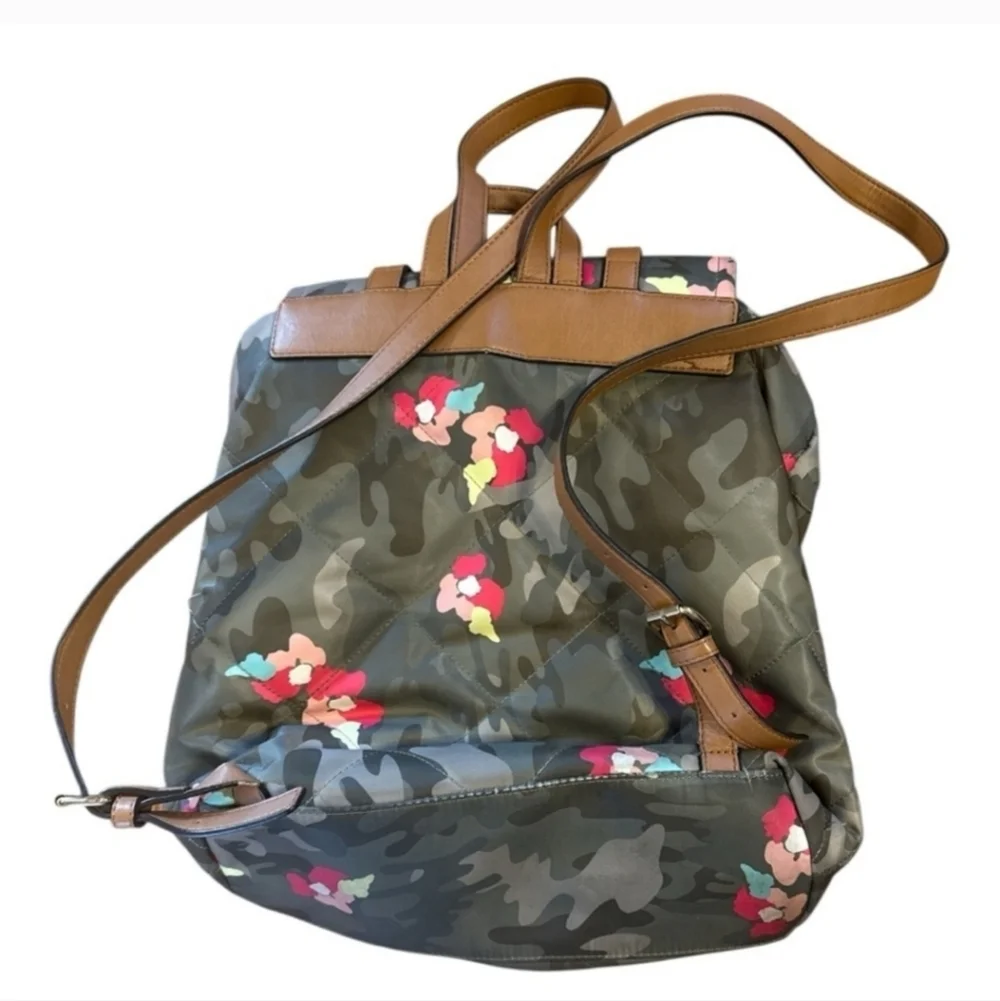 CLEARANCE! Tommy Hilfiger Green & Pink Camouflage Backpack w/Floral Accents, EUC